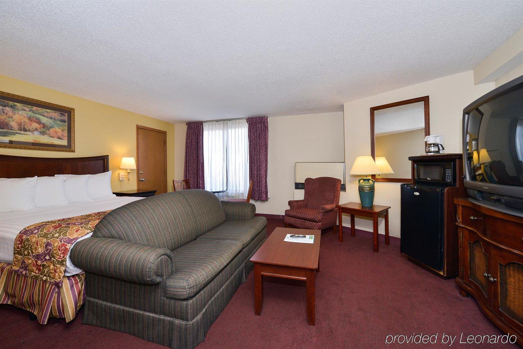 Lamplighter Inn-South Springfield Buitenkant foto